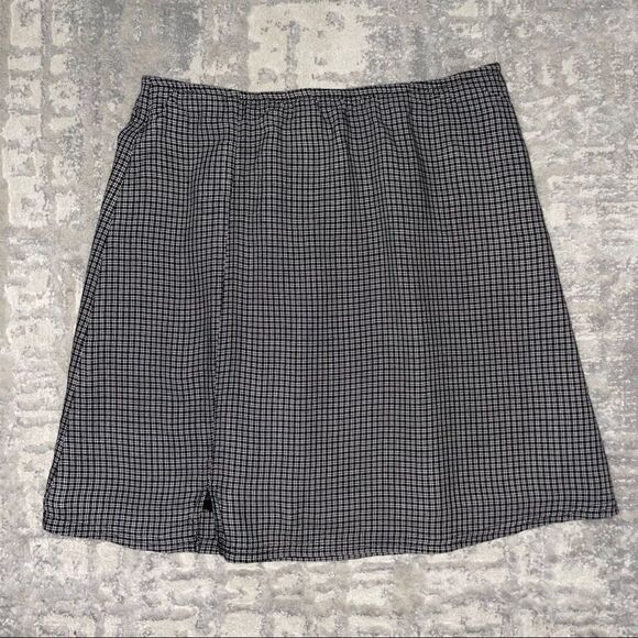 🚨 3 for $25 - AEO Plaid Mini Skirt - Picture 1 of 9